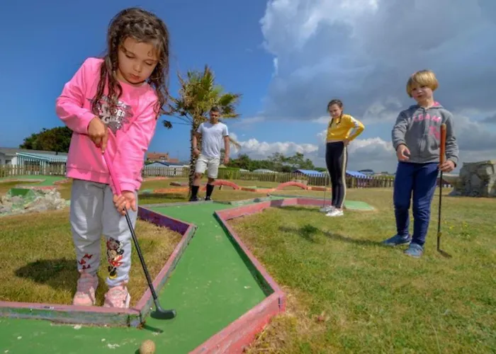 营地 Mobil-home 4 Pers Avec Terrasse A Sainte-marie-du-mont - Api-1-52-1297 圣玛丽-迪蒙